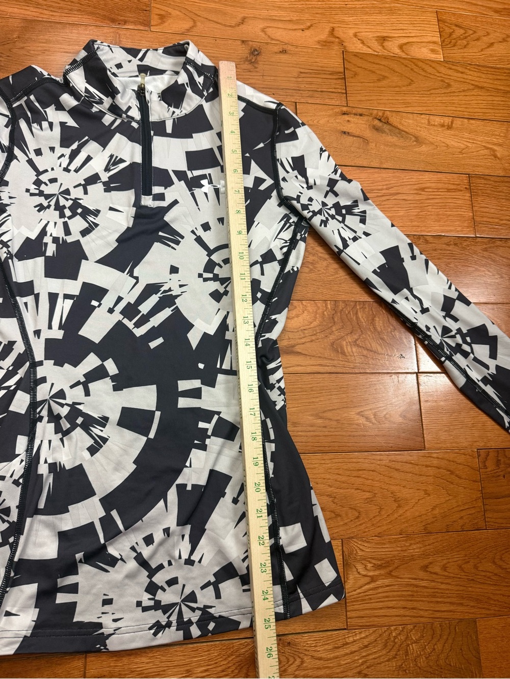 Under Armour ColdGear Fitted 1/4 Zip Pullover - Picture 8 of 8